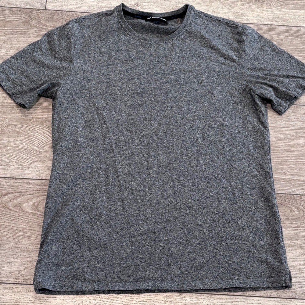 Buttercloth Icy Cotton Tee Mens Medium Gray Casual Everyday Athletic Preppy